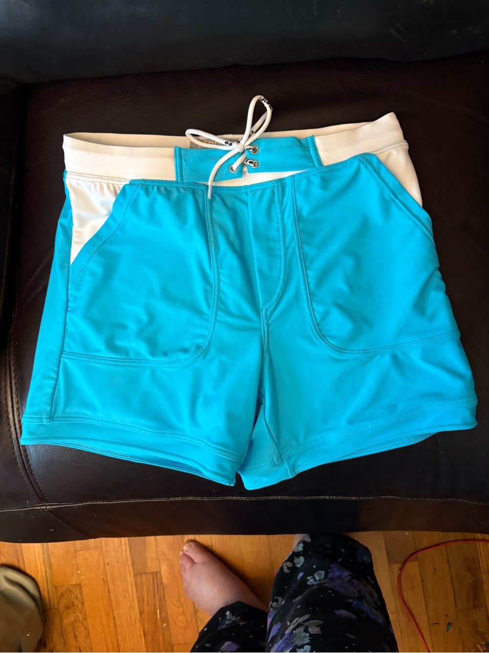 Turquoise & White Mens Swim Trunks Sz S w White Waistband & Blue & White Pockets
